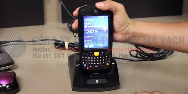Máy kiểm kho PDA Motorola MC55 cầm tay nhỏ gọn, trọng lượng nhẹ