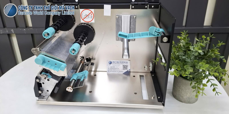 Máy in mã vạch GoDEX ZX420+ có sức chứa vật liệu in lớn