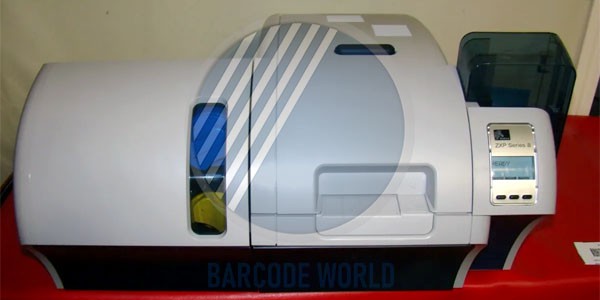 Máy in thẻ nhựa Zebra ZXP Series 8 nổi bật với lớp vỏ trắng sữa đẹp mắt