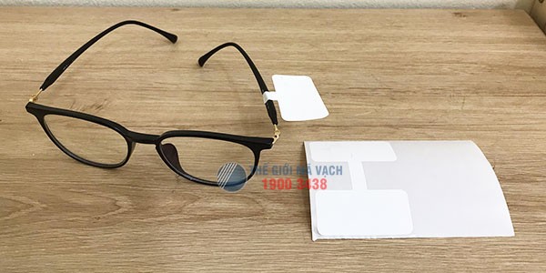 Tem kính mắt chữ H 50x71mm loại 2 tem 1 hàng giá tốt, chất lượng