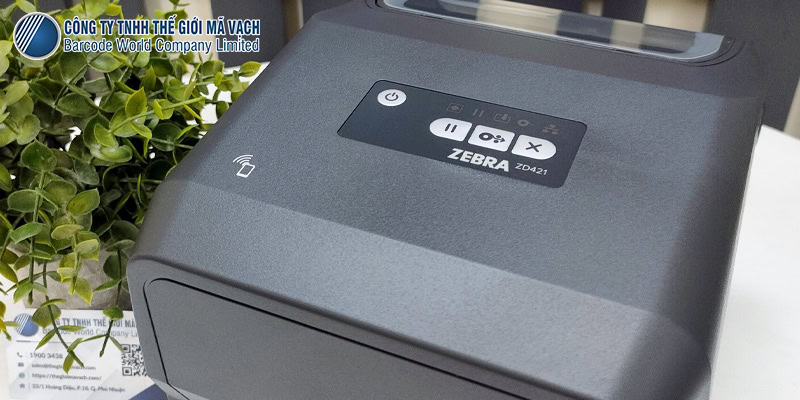 Máy in mã vạch Zebra ZT421 giao tiếp qua đèn LED và nút ấn