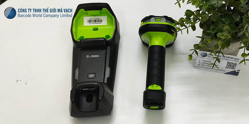 Máy quét mã vạch công nghiệp 1D Zebra Li3678 không dây dung lượng pin lớn Máy quét mã vạch công nghiệp 1D Zebra Li3678 không dây dung lượng pin lớn