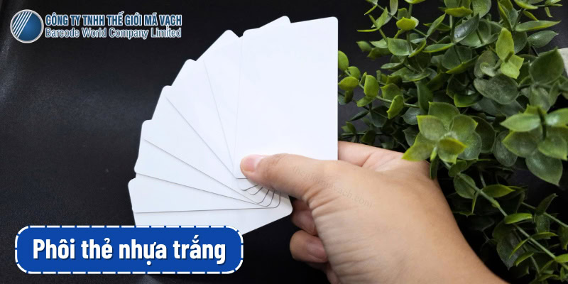 Bề mặt phôi thẻ nhựa PVC trắng láng mịn cho in ấn