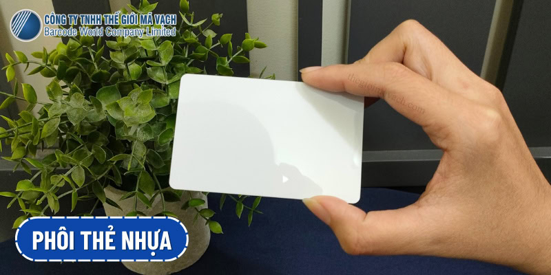 Phôi thẻ nhựa PVC trắng là tấm thẻ nhựa màu trắng chưa được in thông tin lên bề mặt