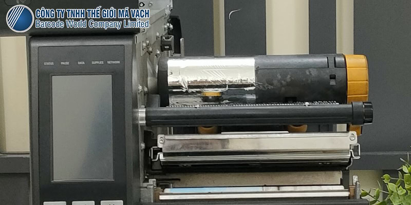 Zebra ZT421 có 2 lựa chọn độ phân giải đầu in là 203DPI và 300DPI Zebra ZT421 có 2 lựa chọn độ phân giải đầu in là 203DPI và 300DPI