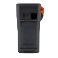 Mặt sau máy in nhãn Brother PT-E310BT