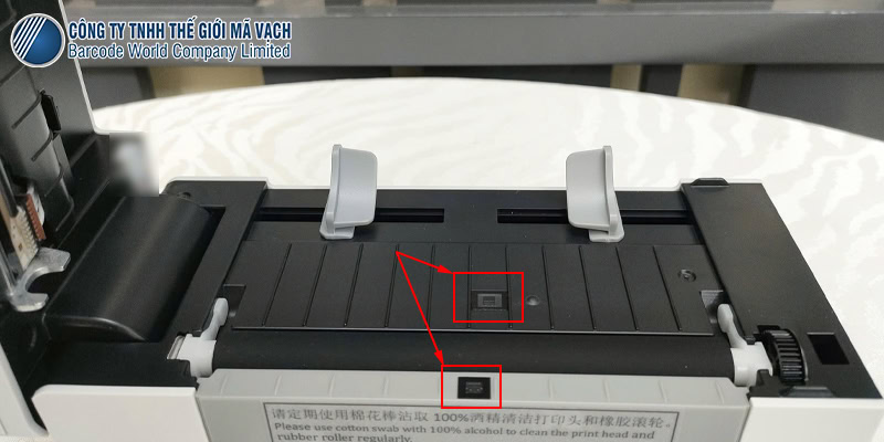 Cảm biến của Xprinter XP-D465B thông minh, nhận diện giấy chính xác