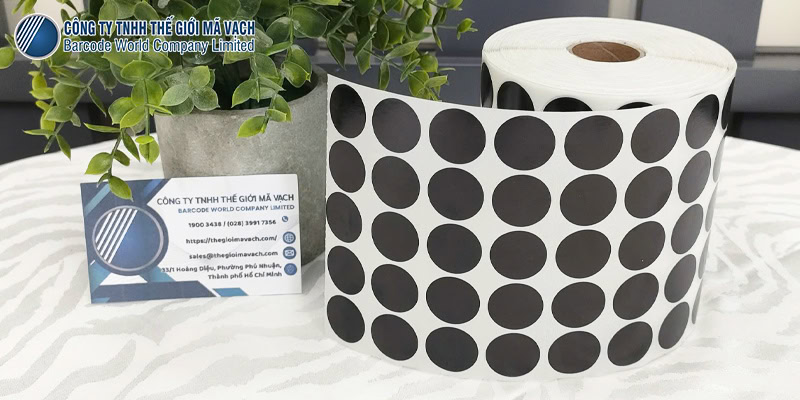 Decal giấy tem tròn phi 20mm màu đen loại 5 tem 1 hàng chất lượng Decal giấy tem tròn phi 20mm màu đen loại 5 tem 1 hàng chất lượng