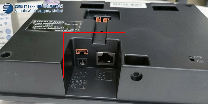 Máy chấm công Ronald Jack 123C cổng kết nối đa dạng Máy chấm công Ronald Jack 123C cổng kết nối đa dạng