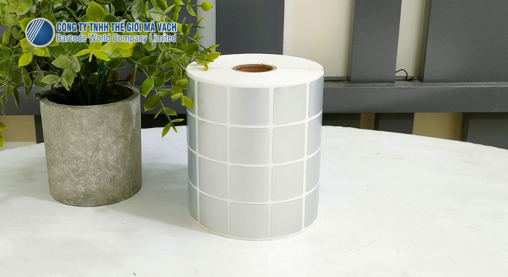 Decal xi bạc 25x25mm loại 4 tem/hàng tại Thế Giới Mã Vạch Decal xi bạc 25x25mm loại 4 tem/hàng tại Thế Giới Mã Vạch