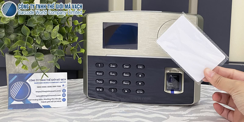 Máy chấm công Granding S800 5000 vân tay, 200000 bản ghi Máy chấm công Granding S800 5000 vân tay, 200000 bản ghi