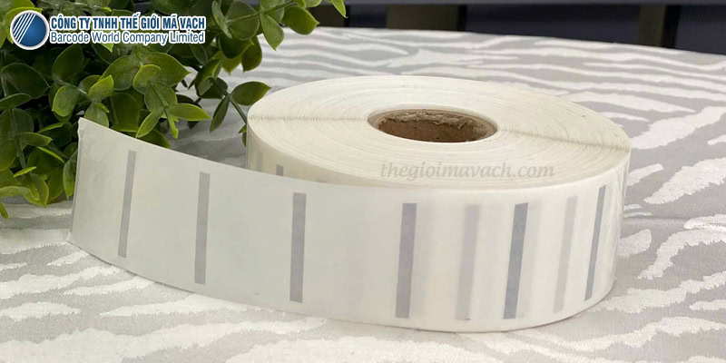 Decal PVC trong suốt 30x20mm bế điểm đen Decal PVC trong suốt 30x20mm bế điểm đen