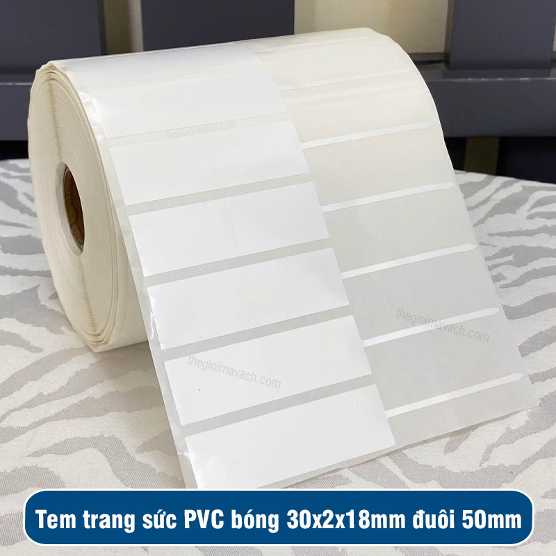 Tem trang sức chữ t pvc bóng 30x2x18mm đuôi 50mm